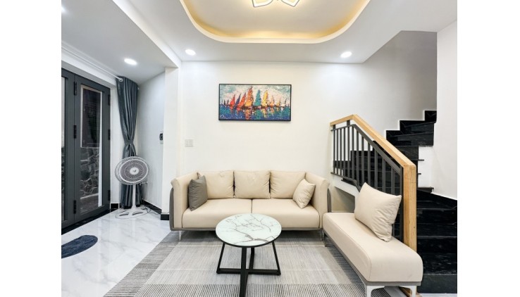 Bán Nhà Nguyễn Thái Sơn 30m2, 2 Tầng, 2PN, Nhà Mới Ở Ngay Hơn 3 Tỉ